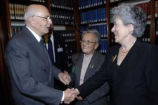 Il Presidente Giorgio Napolitano con la Signora Sereni e con una delle sue figlie, al Convegno "Ricordo di Emilio Sereni-studioso intellettuale politico"