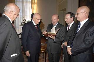 Il Presidente Giorgio Napolitano nel corso della visita a Ferrara in occasione dell'inaugurazione del Centro Studi &quot;Ermitage Italia
