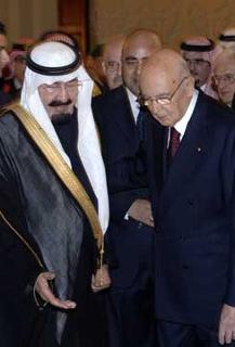 Il Presidente Giorgio Napolitano accoglie il Re dell'Arabia Saudita Sua Maestà Abdullah bin Abdulaziz Al Saud, in visita ufficiale in Italia.