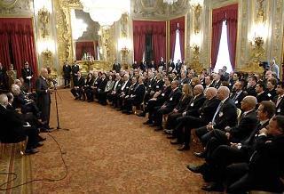 Il Presidente Giorgio Napolitano rivolge il suo indirizzo di saluto ai componenti la delegazione dei ristoratori italiani nel mondo.