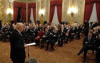 Il Presidente Giorgio Napolitano rivolge il suo indirizzo di saluto ai rappresentati del Consiglio Generale Italiani all'Estero.