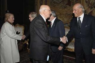 Il Presidente Giorgio Napolitano con la Signora Clio, in occasione della celebrazione della Giornata Nazionale per la Ricerca sul Cancro