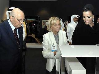 Il Presidente Giorgio Napolitano con il Ministro per il Commercio Internazionale Emma Bonino e S.A. la Sceicca Mozah, visita la mostra &quot;Italian Style&quot;.