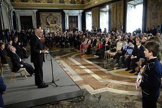 Il Presidente Giorgio Napolitano, durante la celebrazione della Giornata Nazionale per i diritti dell'infanzia e dell'adolescenza