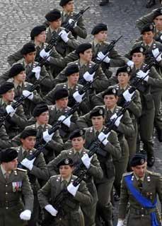 Solenne cambio della Guardia d'Onore al Palazzo del Quirinale da parte del 235° Reggimento &quot;Piceno&quot;