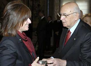 Il Presidente Giorgio Napolitano consegna il &quot;Premio Leonardo Qualità Italia&quot; 2007 a Isabella Seragnoli, Presidente Coesia SpA