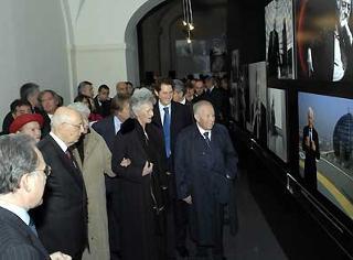 Il Presidente Giorgio Napolitano con la moglie Clio, Donna Marella Agnelli, John HelKann ed il Presidente Emerito della Repubblica Carlo Azeglio Ciampi, durante la visita alla Mostra su Gianni Agnelli al Vittoriano.