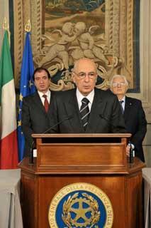 Il Presidente Giorgio Napolitano durante la dichiarazione alla stampa in occasione della firma del Decreto di scioglimento delle Camere