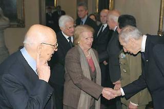 Il Presidente Giorgio Napolitano con la moglie Clio ed il Vice Presidente della Federazione delle Associazioni degli esuli istriani fiumani e dalmati in occasione della commemorazione del Giorno del Ricordo