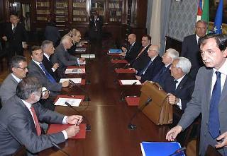 Il Presidente Giorgio Napolitano durante l'incontro con il Coordinamento interforze allargato alle Autorità Giudiziarie.