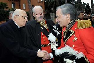 Il Presidente Giorgio Napolitano accolto all'arrivo all'Aventino per i funerali di Stato, nella Basilica dei Santi Bonifacio ed Alessio, in suffragio del Principe Frà Andrew Bertie, nel trigesimo della scomparsa