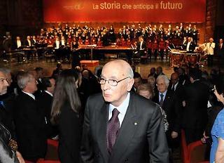 Il Presidente Giorgio Napolitano al termine del concerto per la celebrazione del 60° anniversario di Finmeccanica.