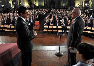 Il Presidente della Repubblica Giorgio Napolitano con il Giornalista Gianni Riotta a Palazzo Vecchio,nel pomeriggio di oggi 31 marzo 2008,durante l'incontro sulla Costituzione Italiana.