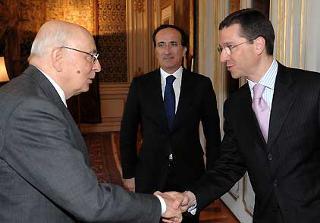 Il Presidente Giorgio Napolitano con Prof. Daniele Marini e (al centro nella foto) il Prof. Andrea Tomat, ripesttivamente Direttore Scientifico e Presidente della Fondazione Nord Est.