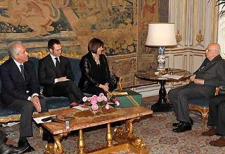 Il Presidente Giorgio Napolitano nel corso dell'incontro con la famiglia Sandri, da sinistra Giorgio e Cristiano Sandri, e Daniela dell'Uomo mamma di Gabriele.