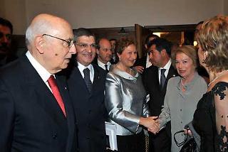 Il Presidente Giorgio Napolitano, con la moglie Clio, al suo arrivo al Teatro dell'Opera, per assistere all'opera lirica &quot;Viaggio alla fine del Millennio&quot; per il 60° anniversario dii costituzione dello Stato d'Israele