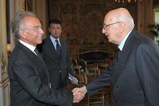 Il Presidente Giorgio Napolitano con il Prof. Vittorio Carnelli, Presidente della Fondazione ABIO, in occasione dell'incontro al Quirinale