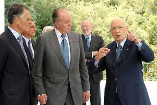 Il Presidente Giorgio Napolitano con S.M. il Re di Spagna Juan Carlos ed il Presidente della Repubblica del Portogallo Aníbal Cavaco Silva, a Villa Rosebery, poco prima della colazione di lavoro