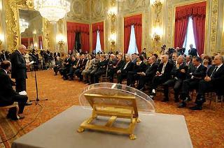 Il Presidente Giorgio Napolitano durante la cerimonia di consegna del tradizionale &quot;Ventaglio&quot; della Stampa Parlamentare, da parte del loro Presidente Pierluca Terzulli