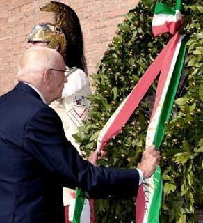 Il Presidente Giorgio Napolitano a Porta San Paolo per la celebrazione del 65° anniversario della Difesa di Roma