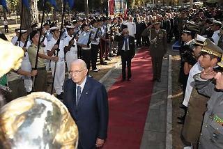 Il Presidente Giorgio Napolitano rende omaggio al monumento dei militari caduti negli anni 1943-45