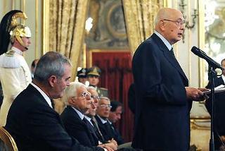 Il Presidente Napolitano nella cerimonia di commemorazione del settimo anniversario degli attentati terroristici dell'11 settembre 2001. A sin. nella foto, l'Ambasciatore degli USA Ronald P. Spogli