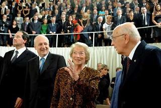 Il Presidente Giorgio Napolitano con la moglie Clio, il Ministro Bondi ed il Presidente della Regione Galan al Teatro Olimpico