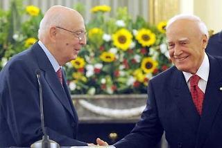 Il Presidente Giorgio Napolitano ed il Presidente della Repubblica Ellenica, Karolos Papoulias al termine delle dichiarazioni alla stampa.