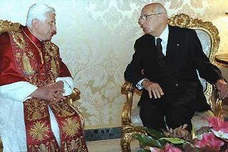 Il Presidente Giorgio Napolitano con Sua Santità Benedetto XVI° in visita Ufficiale al Quirinale