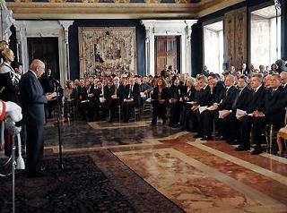 Il Presidente Giorgio Napolitano rivolge il suo indirizzo di saluto ai presenti, in occasione della celebrazione della Giornata dell'Informazione