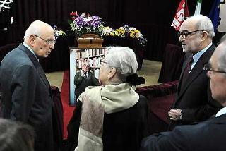 Il Presidente Giorgio Napolitano nella sede della CGIL, rende omaggio alla salma di Vittorio Foa