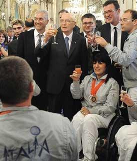 Il Presidente Giorgio Napolitano brinda al successo degli Atleti Paralimpici, vincitori di medaglie ai Giochi Paralimpici di Pechino 2008