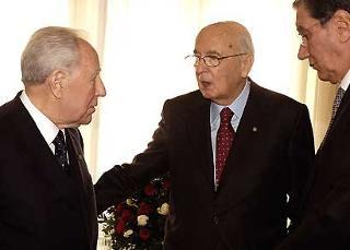 Il Presidente Giorgio Napolitano con C. A. Ciampi, Presidente Emerito della Repubblica e N. Mancino, Vice Presidente del CSM, a Palazzo dei Marescialli, per il 50° della Legge istitutiva del CSM