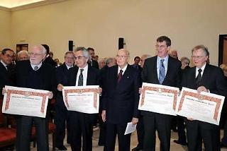 Il Presidente Giorgio Napolitano con i vincitori dei premi Balzan 2008, all'Accademia Nazionale dei Lincei. Nella foto da sinistra Maurizio Calvesi, Thomas Nagel, Ian Frazer e Wallace Broecker