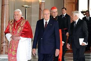 Il Presidente Giorgio Napolitano con Sua Santità Benedetto XVI in visita ufficiale al Quirinale