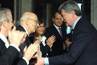 Il Presidente Giorgio Napolitano consegna il Premio Leonardo Qualità Italia 2008 a Marco Rosi, Presidente Parmacotto S.p.A. in occasione della cerimonia al Quirinale