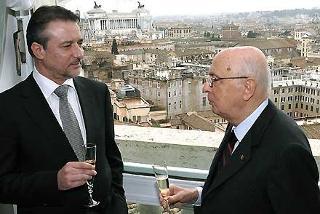 Il Presidente Giorgio Napolitano con il Presidente della Repubblica di Macedonia, Branko Crvenkovski al Belvedere del Torrino del Quirinale