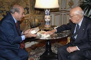 Il Presidente Giorgio Napolitano con Agazio Loiero, Presidente della Regione Calabria.