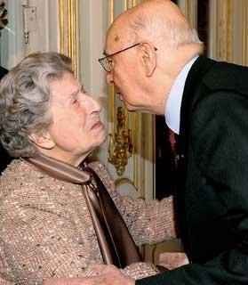 Il Presidente Giorgio Napolitano accoglie Baldina Di Vittorio, figlia di Giuseppe in occasione della presentazione del film &quot;Pane e Libertà&quot;