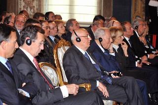 Il Presidente Giorgio Napolitano durante la cerimonia dell'incontro con il Sig. Felipe Gonzales Marquez, Presidente del Gruppo di Riflessione sul futuro dell'Europa