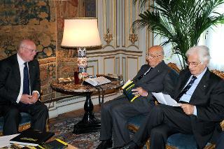 Il Presidente Giorgio Napolitano con l'Ambasciatore Ferdinando Salleo, Presidente del Circolo degli Studi Diplomatici durante i colloqui
