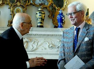 Il Presidente Giorgio Napolitano con Lord Douglas Hurd of Wuestwell, in occasione dell'incontro in Ambasciata