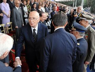 Il Presidente Giorgio Napolitano al suo arrivo a Piazza di Siena per presenziare alla ricorrenza della Festa dell'Arma dei Carabinieri