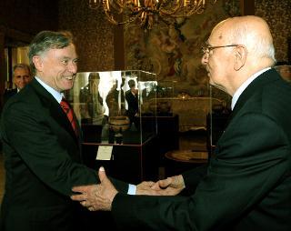 Il Presidente Giorgio Napolitano accoglie a Palazzo Reale il Presidente della Repubblica Federale di Germania, Horst Koehler, in occasione del Vertice informale Multilaterale dei Capi di Stato&quot; Uniti per l'Europa&quot;