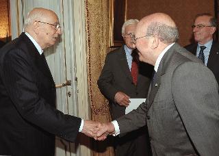 Il Presidente Giorgio Napolitano accoglie Luigi Giampaolino, Presidente dell'Autorità per la Vigilanza sui contratti pubblici di Lavori, Servizi e Fornitura