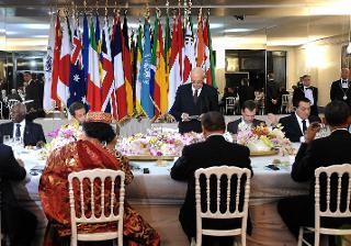 Il Presidente Giorgio Napolitano durante il pranzo ufficiale, rivolge il suo indirizzo di saluto ai partecipanti alle inizitive del G8