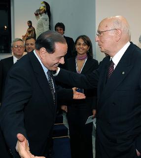 Il Presidente Giorgio Napolitano con il Presidente del Consiglio Silvio Berlusconi al termine del Pranzo offerto in onore dei Capi di Stato e di Governo e delle altre Personalità partecipanti ai vertici del G8
