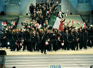 Ingresso della nazionale italiana all'apertura dei Mondiali di nuoto
