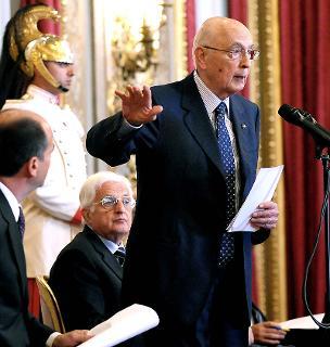 Il Presidente Giorgio Napolitano rivolge il suo indirizzo di saluto ai presenti, in occasione della cerimonia di consegna del tradizionale &quot;Ventaglio&quot; dell'Associazione Stampa Parlamentare