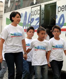 L'arrivo dei ragazzi abruzzesi per partecipare all'apertura dell'anno scolastico al Quirinale